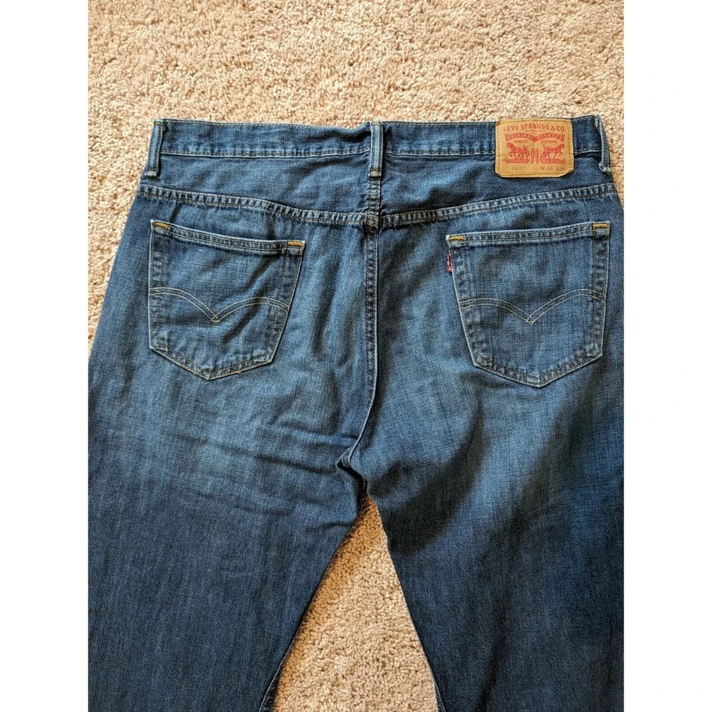 Levis two spots